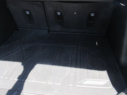 Used 2024 Chevrolet Trax RS w/ Sunroof Package image 8