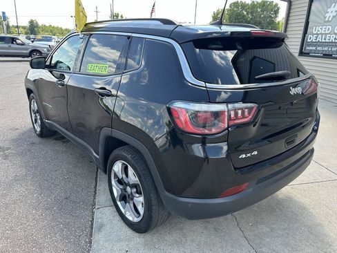 Used 2018 Jeep Compass Limited AWD/4WD image 7