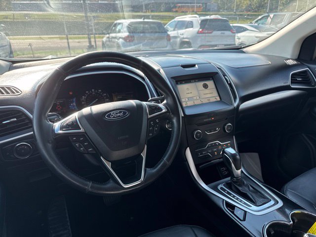 Used 2017 Ford Edge SEL w/ Equipment Group 201A FWD image 12