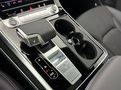New 2026 Audi Q7 3.0T Premium Plus AWD/4WD image 21
