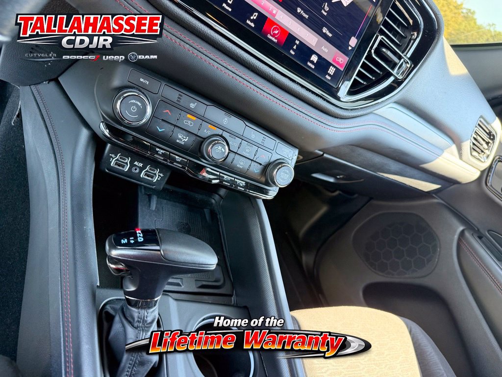 Used 2024 Dodge Durango R/T RWD image 33