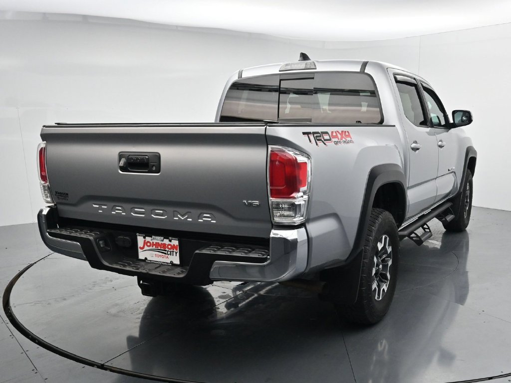 Used 2021 Toyota Tacoma TRD Off-Road AWD/4WD image 6