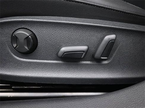 Used 2020 Volkswagen Passat 2.0T SE w/ Sunroof Package image 31