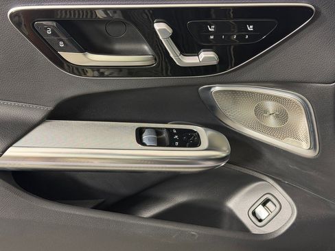 Used 2024 Mercedes-Benz CLE 450 4MATIC Coupe image 13