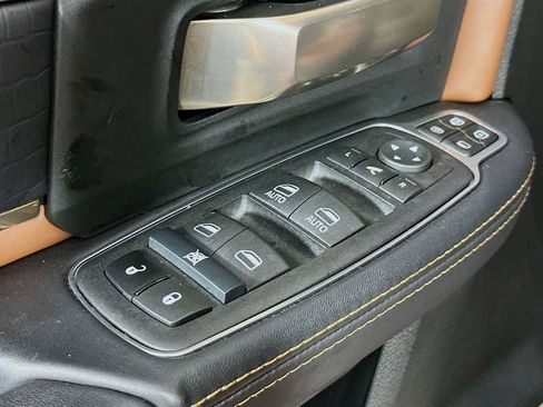 Used 2024 RAM 3500 Limited image 29