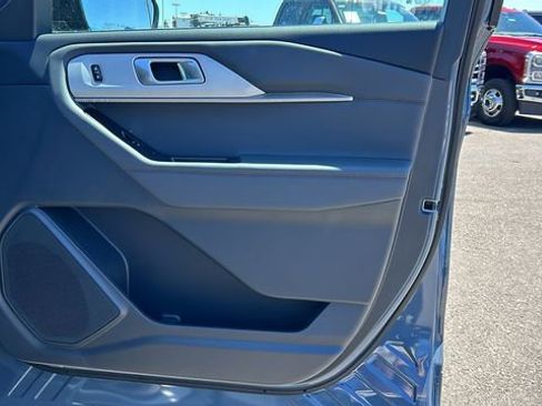 New 2026 Ford Explorer Active w/ Active Comfort Package AWD/4WD image 10