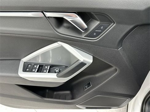 Used 2021 Audi Q3 2.0T Premium Plus w/ Premium Plus Package image 13