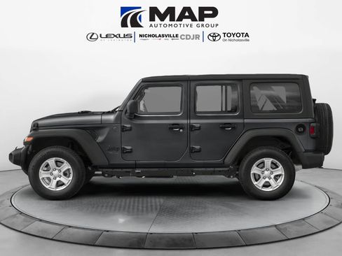 Used 2022 Jeep Wrangler Unlimited Sport AWD/4WD image 3