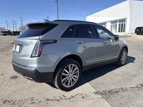 Used 2023 Cadillac XT5 Sportv image 6