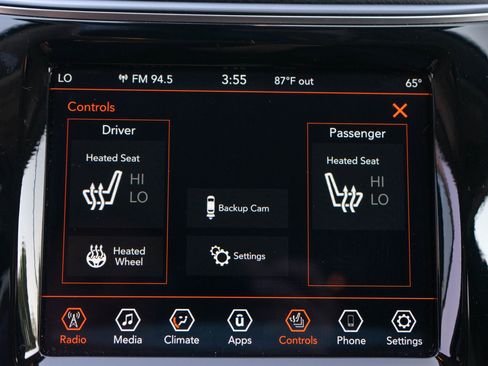 Used 2019 Jeep Cherokee Limited AWD/4WD image 17