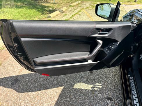 Used 2013 Scion FR-S 2dr Cpe Man (Natl) image 11