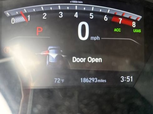 Used 2018 Honda CR-V EX image 4