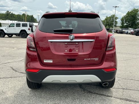 Used 2021 Buick Encore Preferred w/ Safety Package AWD/4WD image 5