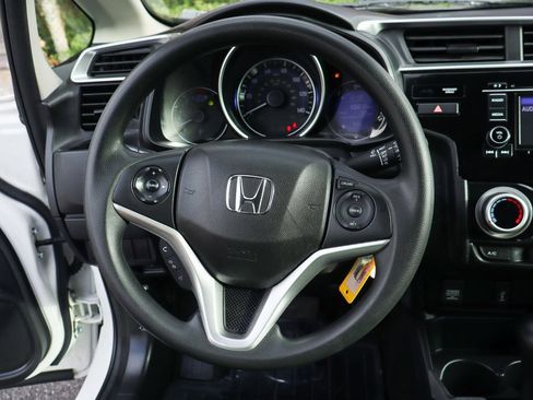 Used 2020 Honda Fit LX image 18