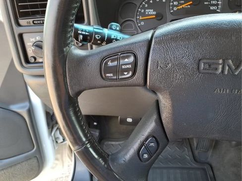 Used 2004 GMC Sierra 1500 SLE RWD image 19