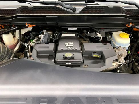 Used 2021 RAM 2500 Tradesman w/ Chrome Appearance Group AWD/4WD image 28