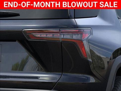 New 2026 Chevrolet Equinox LT w/ Convenience Package II image 11