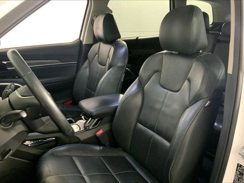 Used 2020 Kia Telluride EX image 22