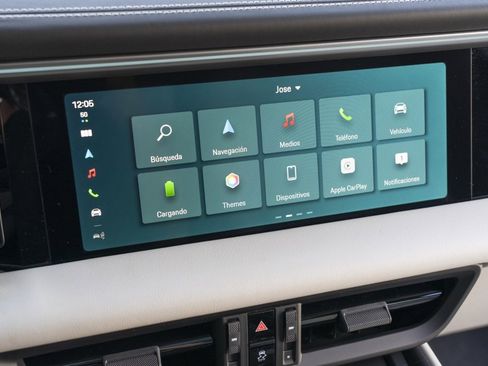 Used 2025 Porsche Macan 4S Electric image 22