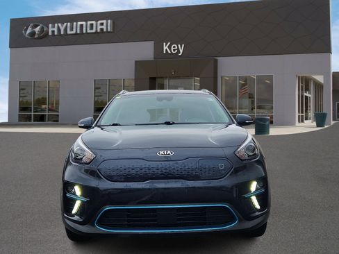 Used 2020 Kia Niro EX w/ Cold Weather Package FWD image 8
