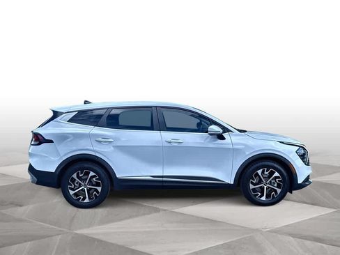 Certified 2025 Kia Sportage EX FWD image 9