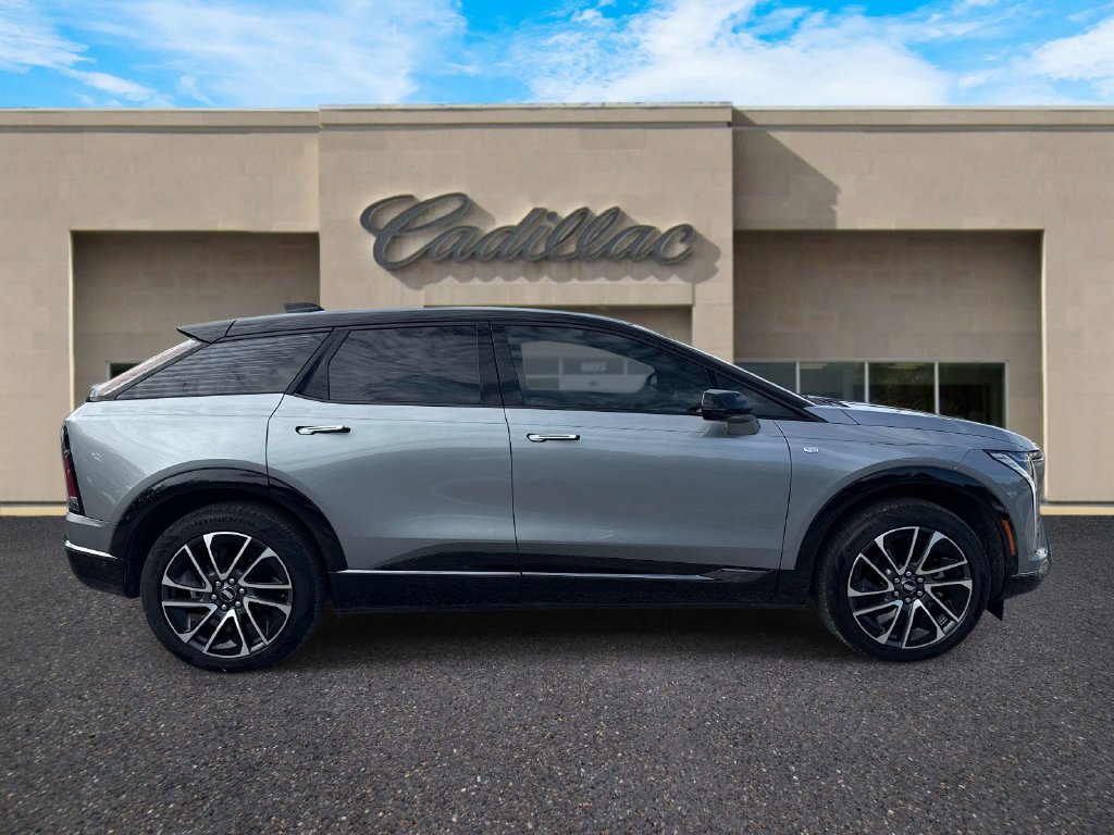 New 2025 Cadillac Optiq Sport 1 AWD/4WD image 2