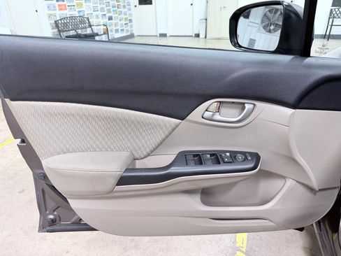 Used 2014 Honda Civic LX image 27
