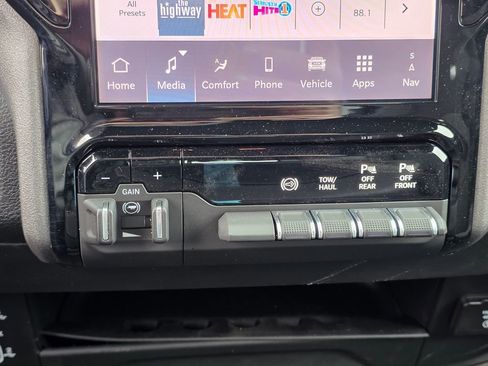 New 2026 RAM 3500 Tradesman AWD/4WD image 28