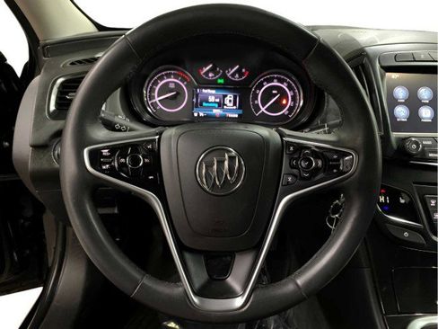 Used 2017 Buick Regal image 22