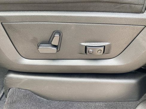 Used 2026 RAM 2500 Big Horn AWD/4WD image 25