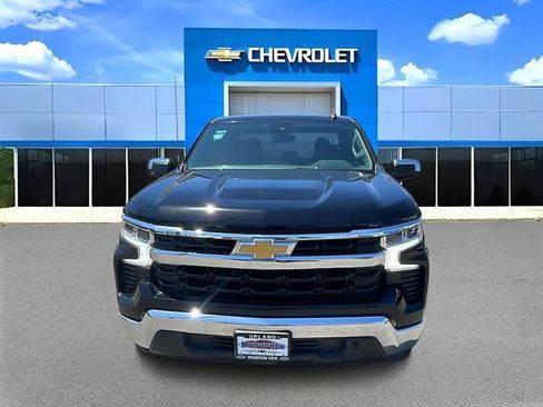 Used 2023 Chevrolet Silverado 1500 LT RWD image 8