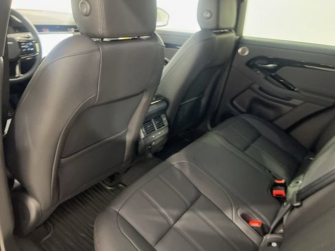 Used 2026 Land Rover Range Rover Evoque Dynamic SE AWD/4WD image 21
