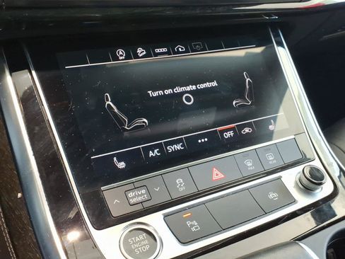 Used 2023 Audi Q7 3.0T Premium Plus w/ Premium Plus Package AWD/4WD image 11