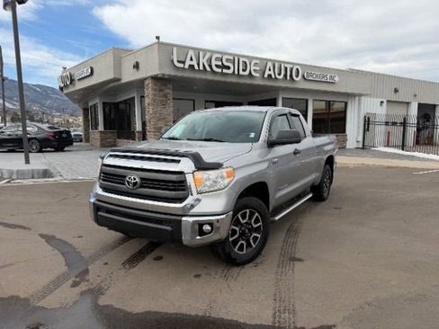Used 2015 Toyota Tundra SR image 1