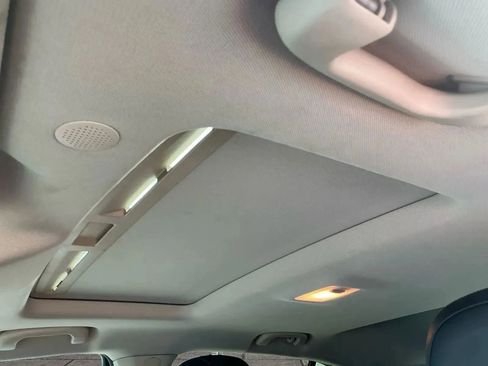 Used 2019 Buick Encore Essence image 25