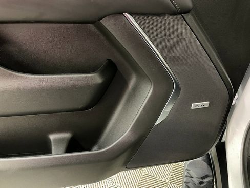 Certified 2024 Chevrolet Suburban Z71 w/ Luxury Package image 35