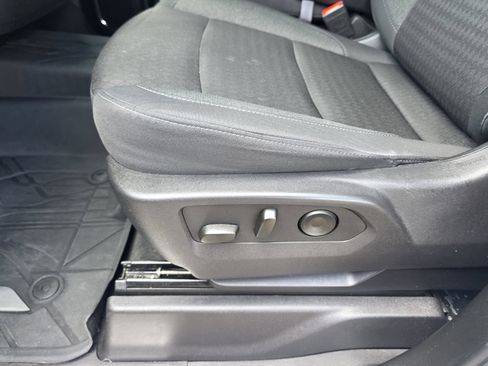 Used 2024 Chevrolet Silverado 1500 LT AWD/4WD image 19
