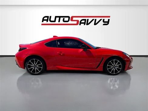 Used 2023 Toyota GR86 image 8