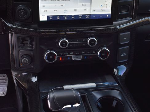 Used 2023 Ford F150 Lariat w/ Equipment Group 502A High image 20