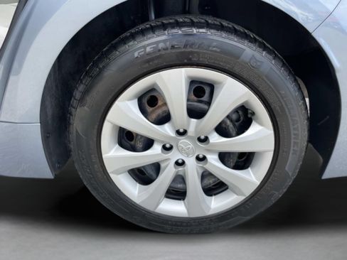 Used 2021 Toyota Corolla LE FWD image 13
