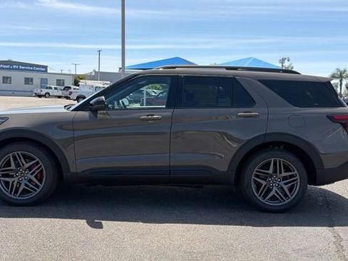 New 2026 Ford Explorer ST w/ Sun And Sound Package AWD/4WD image 6