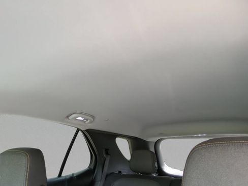 Used 2019 Chevrolet Equinox LT FWD image 29