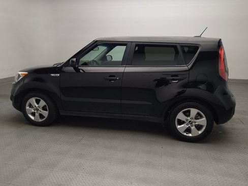 Used 2019 Kia Soul FWD image 3