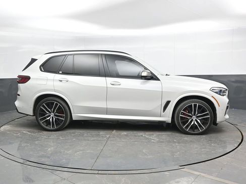 Used 2023 BMW X5 M50i w/ Executive Package image 4