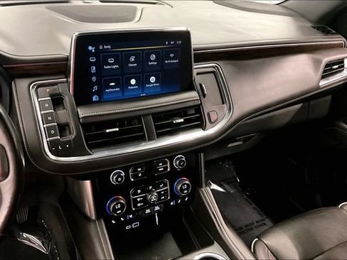 Used 2023 Chevrolet Tahoe Premier AWD/4WD image 31