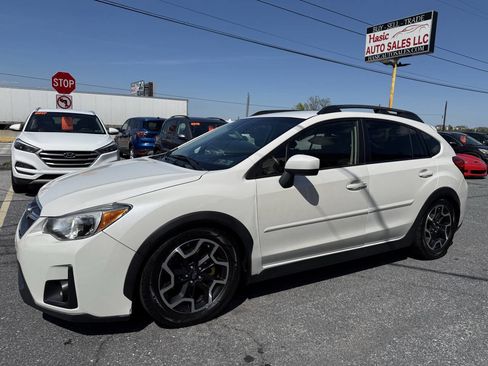 Used 2017 Subaru Crosstrek 2.0i Premium AWD/4WD image 1