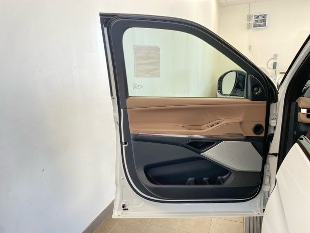 New 2027 Lincoln Navigator Black Label AWD/4WD image 20
