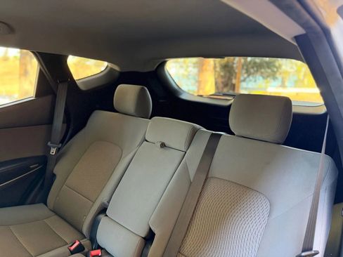 Used 2016 Hyundai Santa Fe Sport image 20