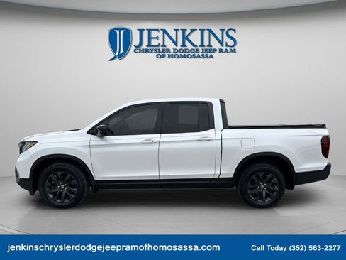 Used 2023 Honda Ridgeline Sport image 5