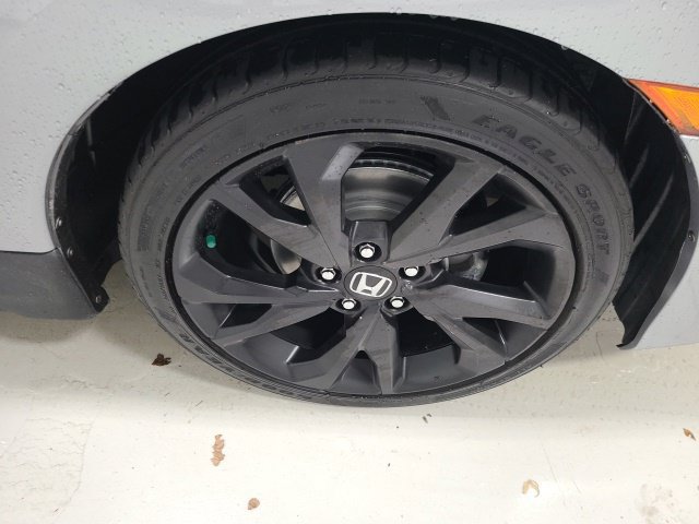 Used 2020 Honda Civic Sport image 34